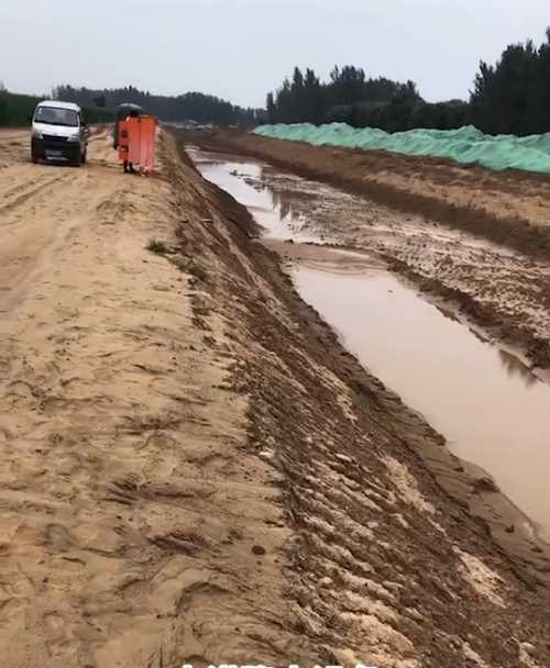 唐山开平区河道降水